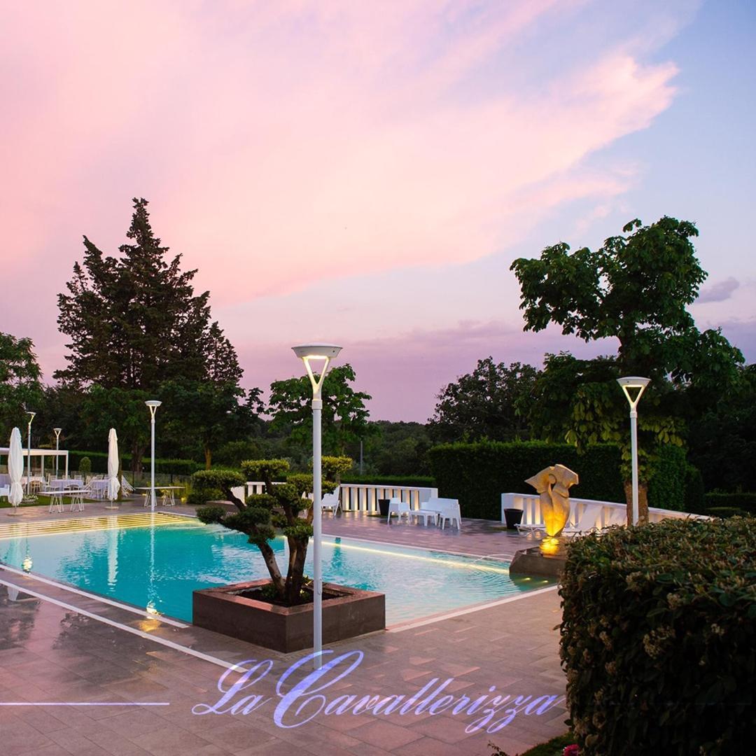 Tenuta La Cavallerizza グラヴィーナ・イン・プーリア エクステリア 写真