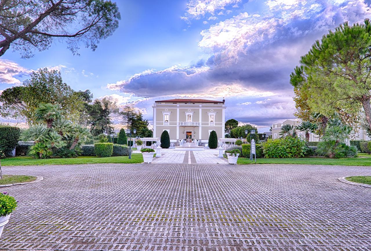Tenuta La Cavallerizza グラヴィーナ・イン・プーリア エクステリア 写真